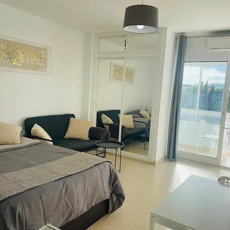 Apartment Sweet Dreams *